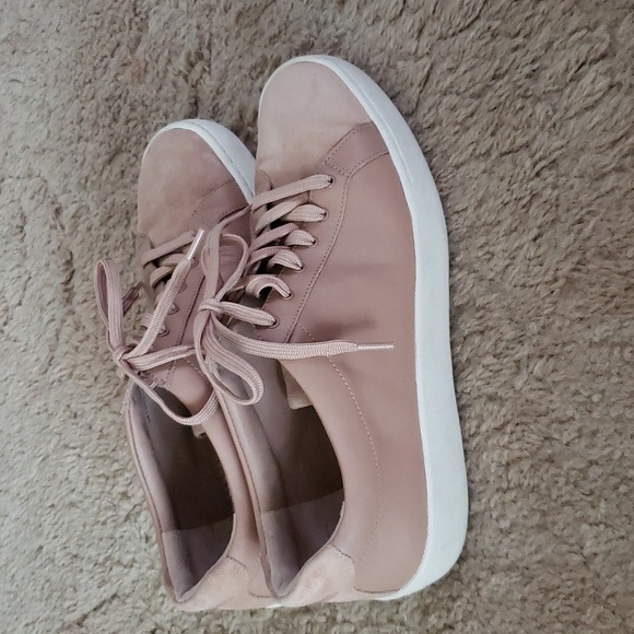 Vince pink leather lace up sneakers,  women's size 5.5 - Picture 4 of 9